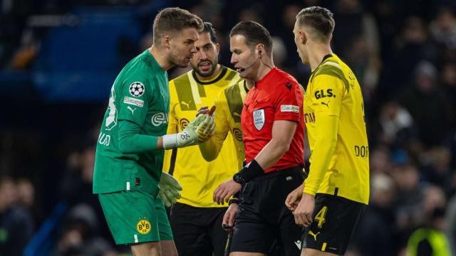 开云-10连胜止于“丑闻”，多特葬送好局怪裁判更要怪自己