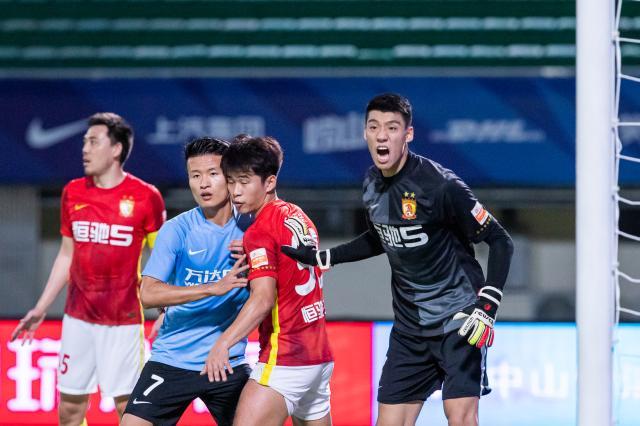 开云体育在线-广州队拼出一场平局!郑智上任两场斩4分开好头