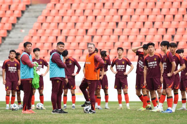 开云体育在线-U19国青义乌集结将两战袋鼠 步入战术磨合快车道